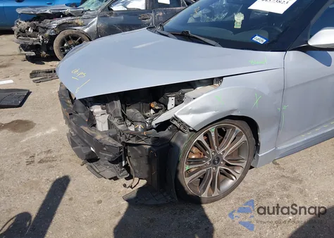 2017 Hyundai Veloster Turbo z USA, uszkodzony, nr VIN KMHTC6AE5HU313627